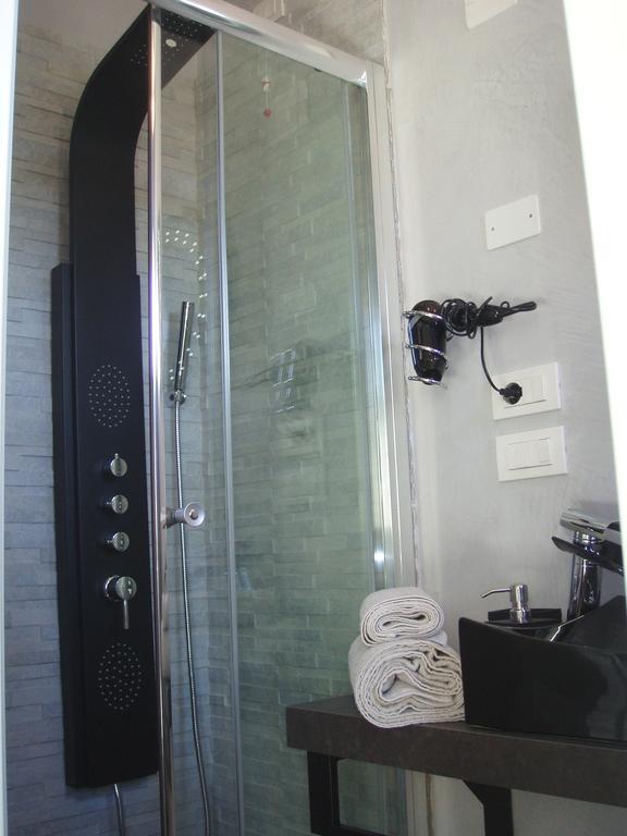 B&B La Porta Rossa โนอาเล ห้อง รูปภาพ
